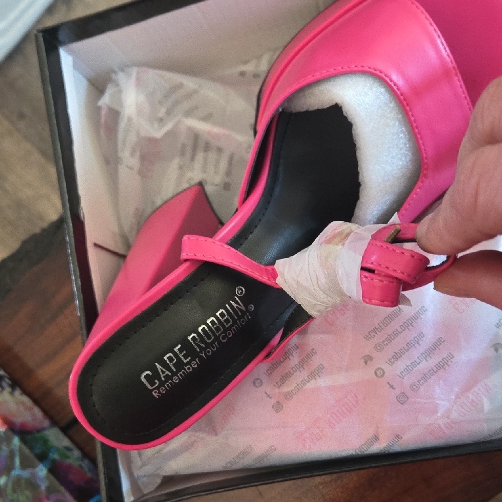 Pink Platform Heels - Picture 3 of 7